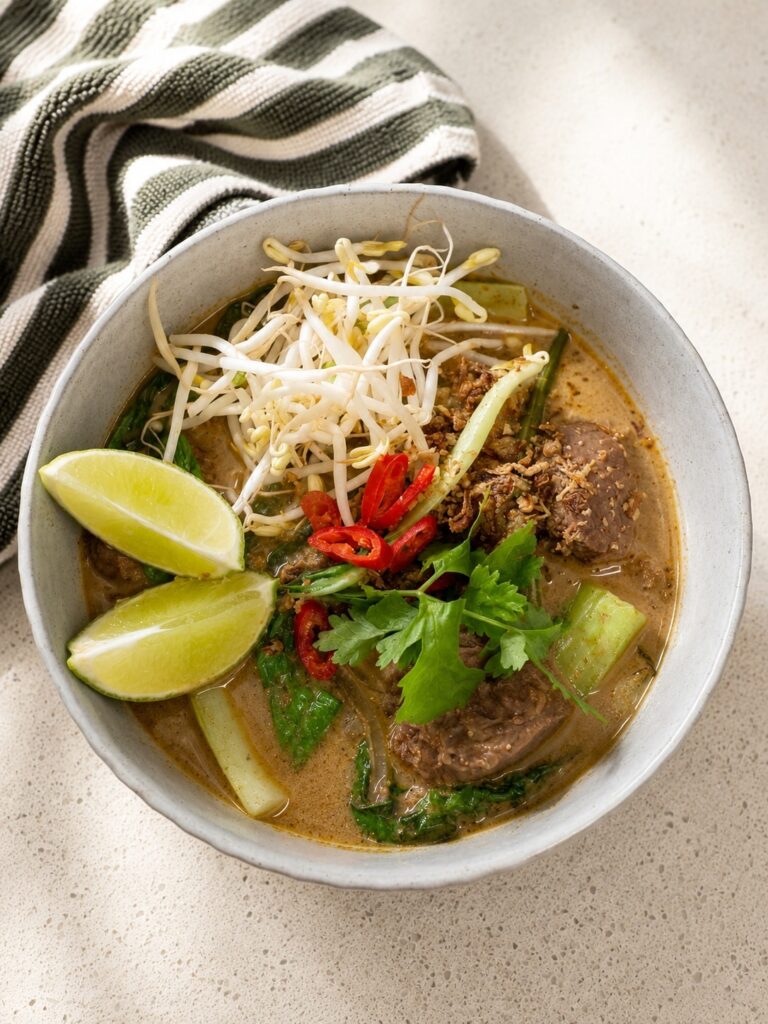 Slow Cooker Beef Laksa